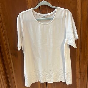 CJ Banks top. Never worn but tags were removed. Size 1X